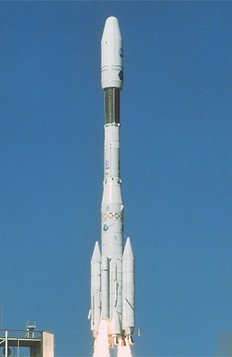 original launch foto of the Ariane 44LP